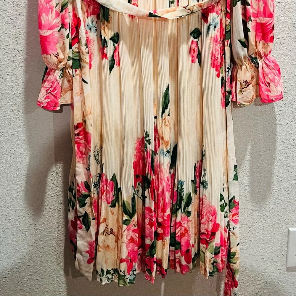 Ivory Floral Dress - Picture 1 of 13